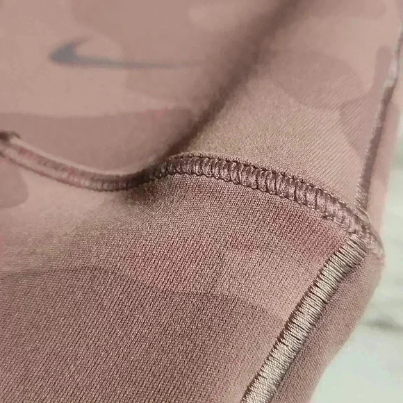 NIKE DRI-FIT Mauve camo infinasmooth medium supporting high rise 8 "length - Picture 5 of 16